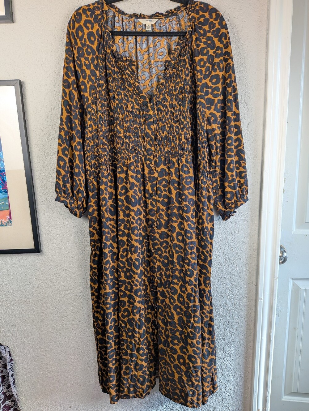 Terra & Sky Midi Dress 2X Leopard Print Lightweight Smocked Chest LS Fall Autumn